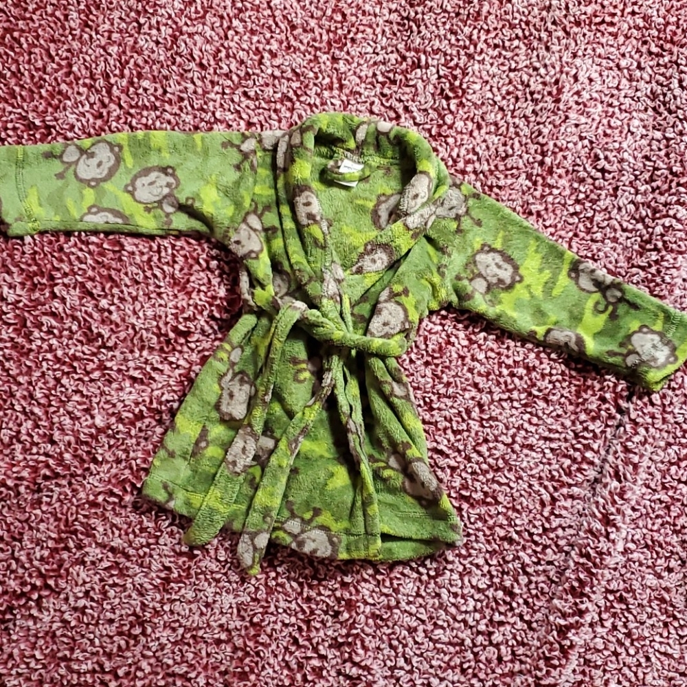2T bath robe